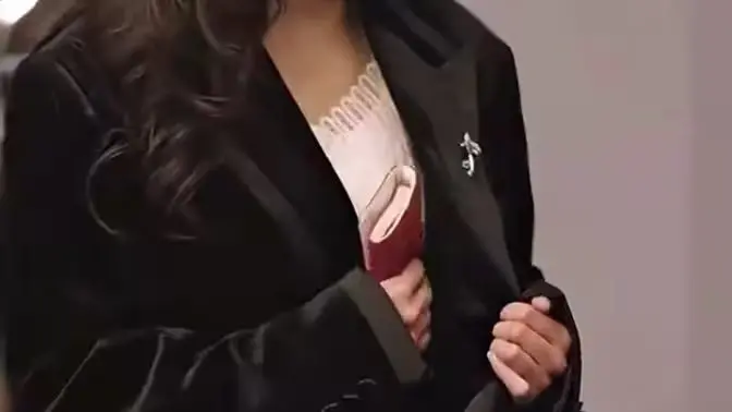 《真千金团灭户口本》：反套路爽剧！千金归来，复仇与自我救赎的疯狂之旅！